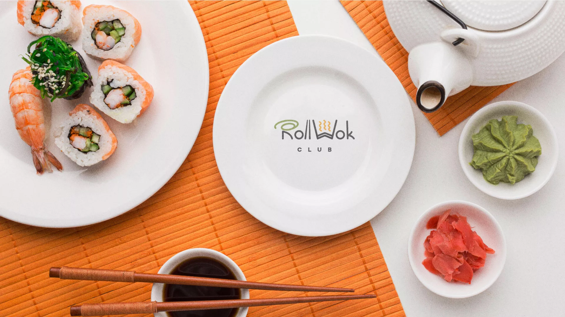 Разработка логотипа и фирменного стиля суши-бара «Roll Wok Club» в Лагани